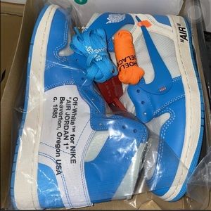 Air jordan 1 Retro High Off-white University Blue